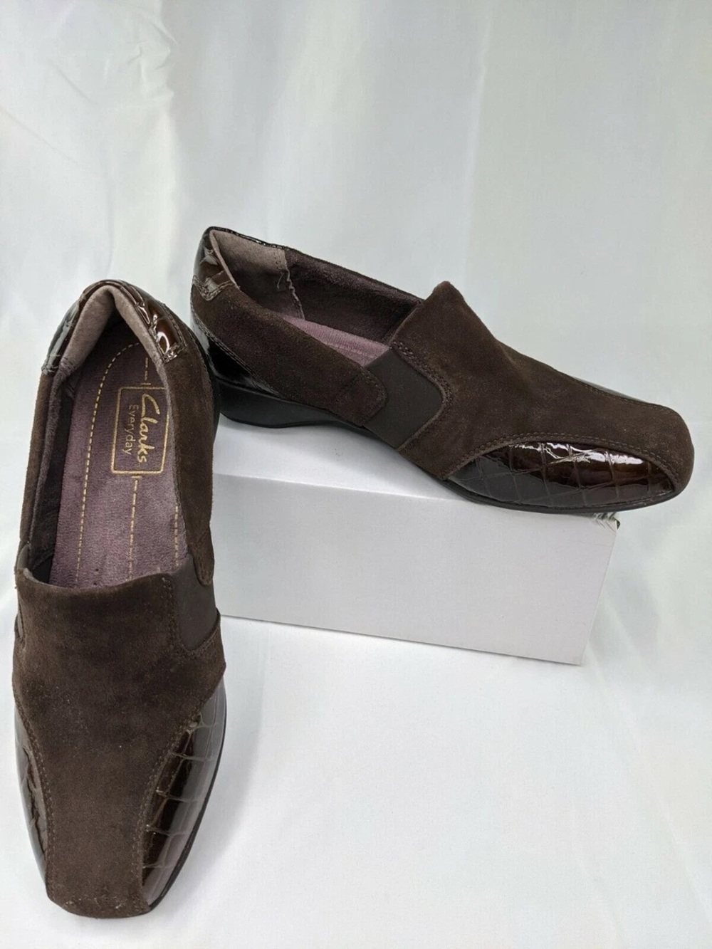 Womens Clark's Size 7 M Gael Rex Loafers Croc Casual Career Shoes